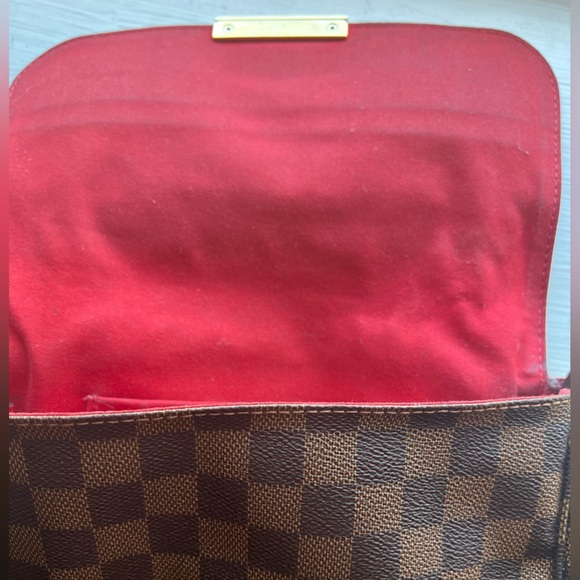 Louis Vuitton Favorite - Picture 14 of 16